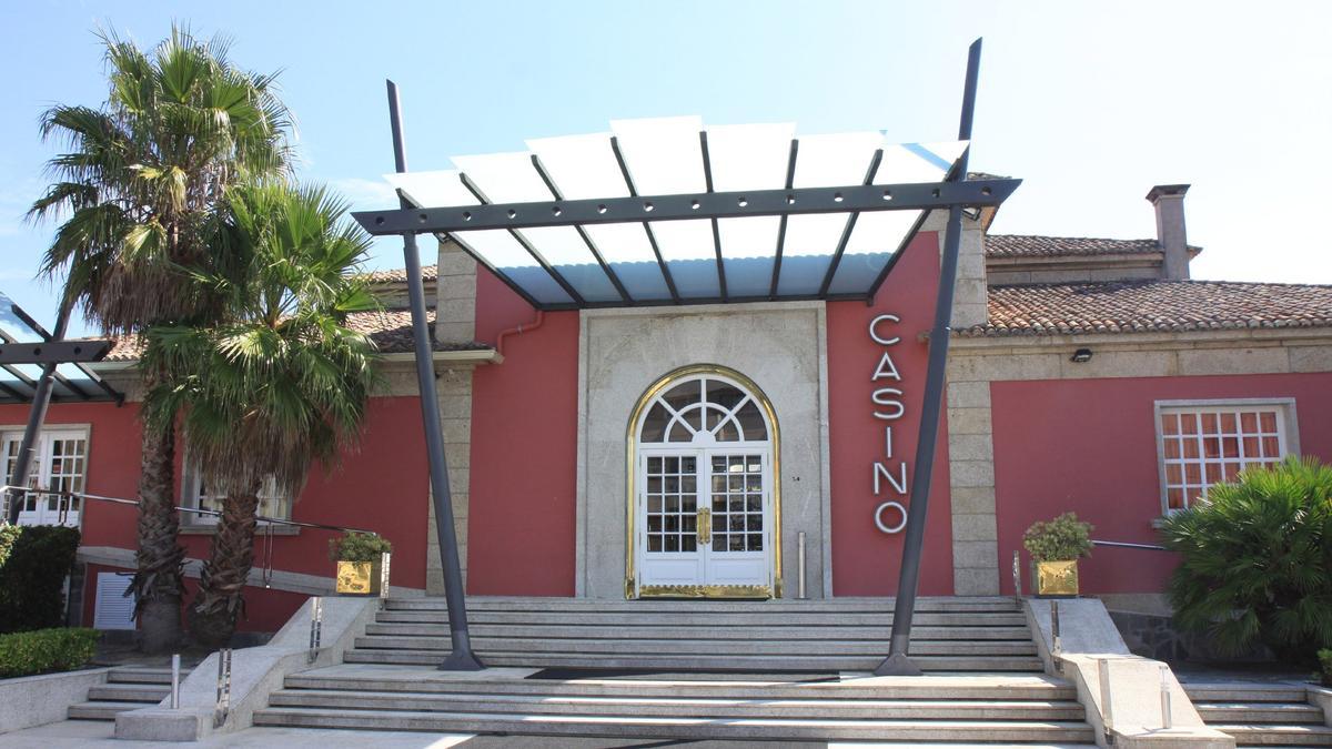 El exterior del casino de A Toxa.