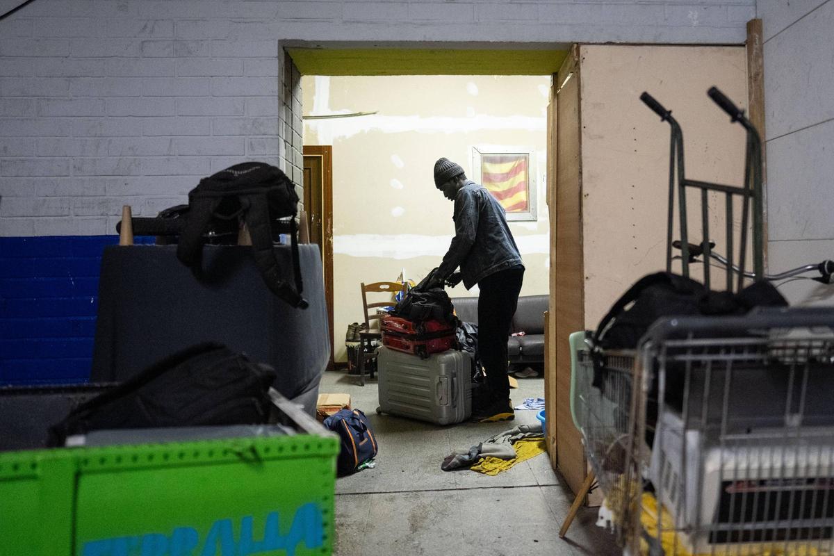 Desalojo del instituto B9 de Badalona