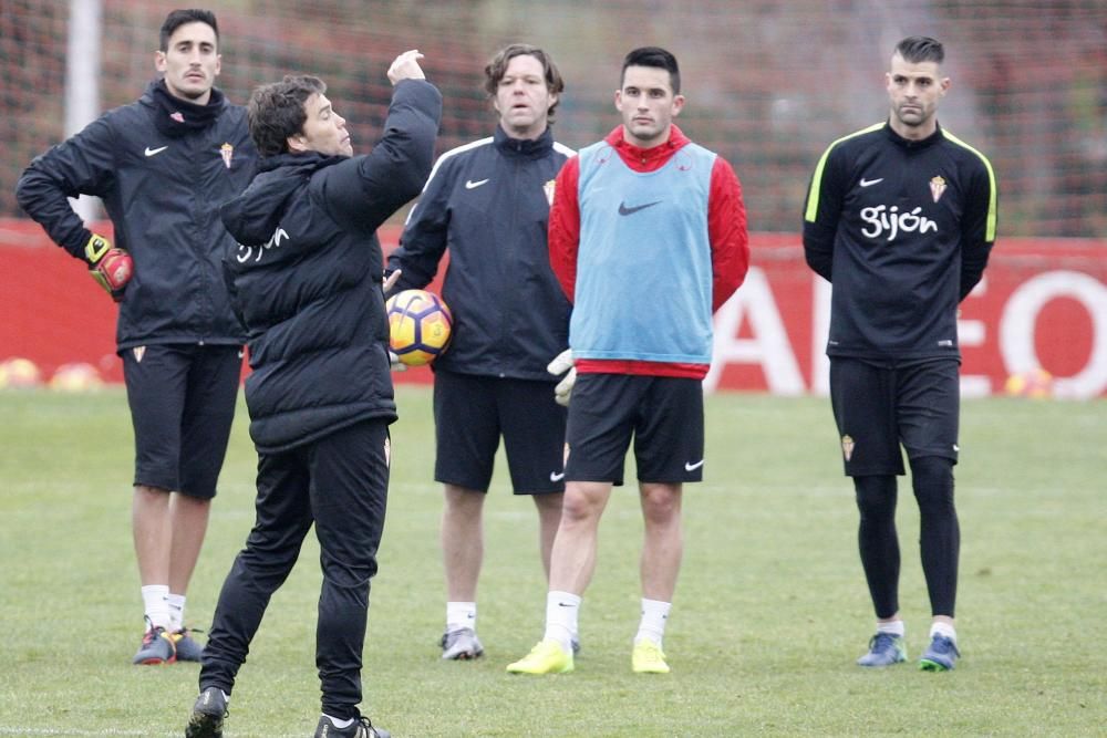 Rubi dirige su primer entrenamiento como técnico del Sporting