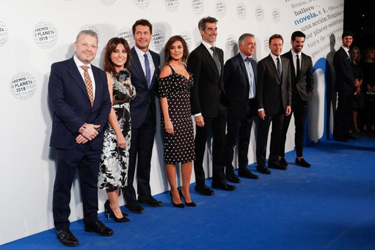 En la alfombra azul de los Premios Planeta 2018