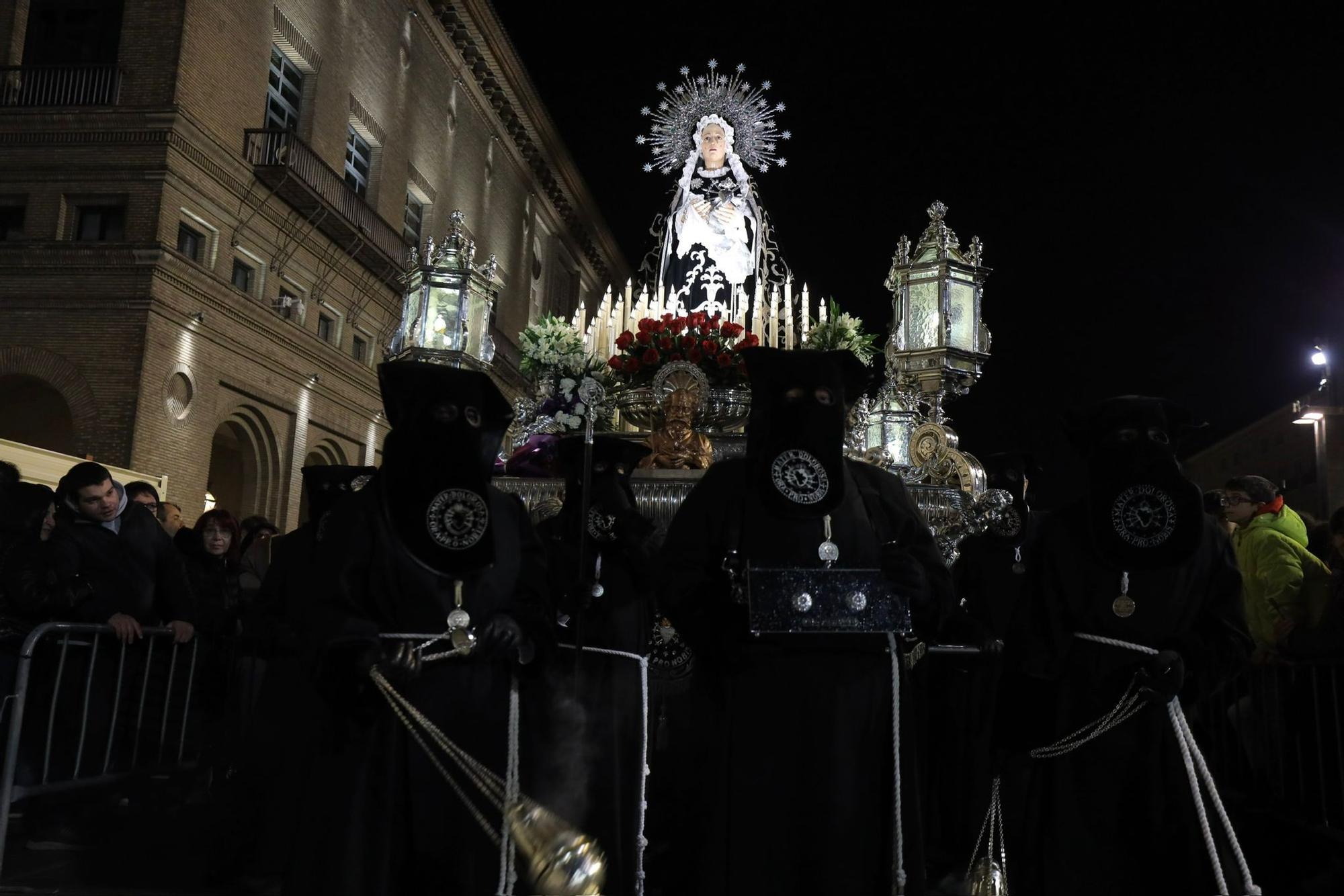 La procesión del Encuentro, en imágenes