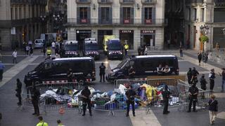 El desalojo de la acampada de Sant Jaume distancia la CUP del Govern