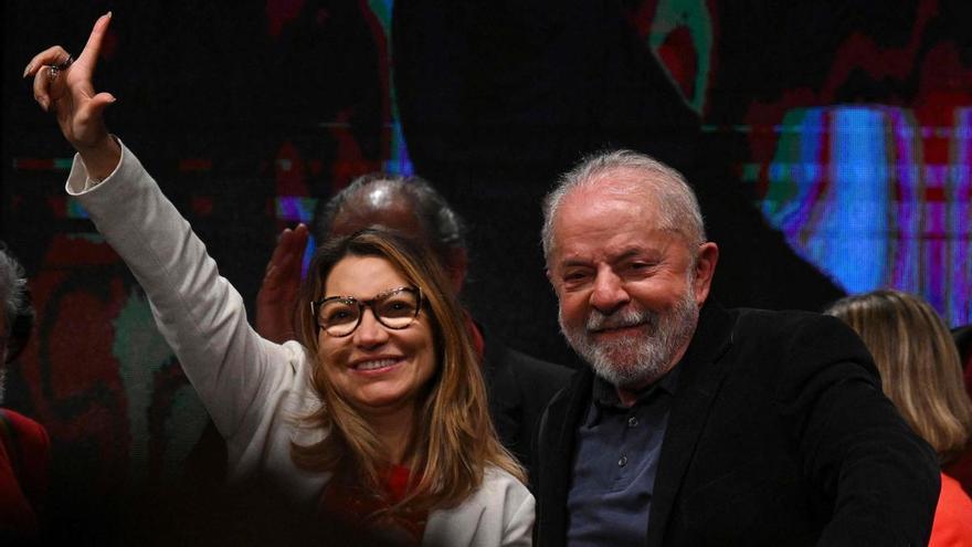 La mujer de Lula Da Silva 'une' en Valencia a Mónica Oltra, Sira Rego e Irene Montero