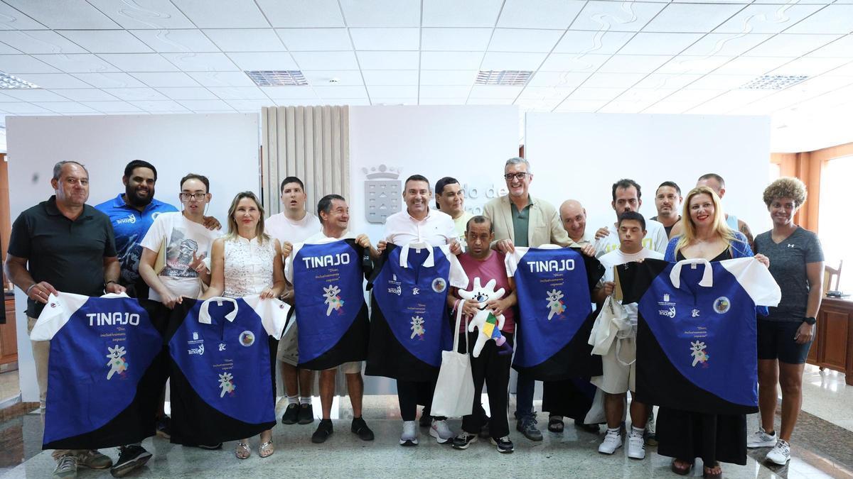 Presentación del primer equipo inclusivo de lucha canaria de la provincia de Las Palmas, Tinajo para todos