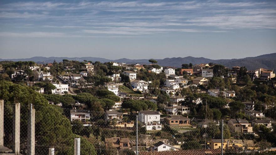 Riells i Viabrea, un municipi cada vegada més vulnerable &quot;al foc i l&#039;aigua&quot; per les urbanitzacions