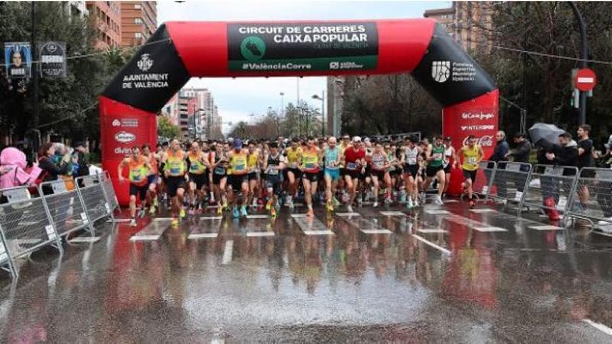 Nueva fecha de la VII Volta a Peu Runners Ciutat de Valencia del XXI Circuit Caixa Popular de carreras populares, aplazada el pasado 15 de febrero por alerta metereológica.