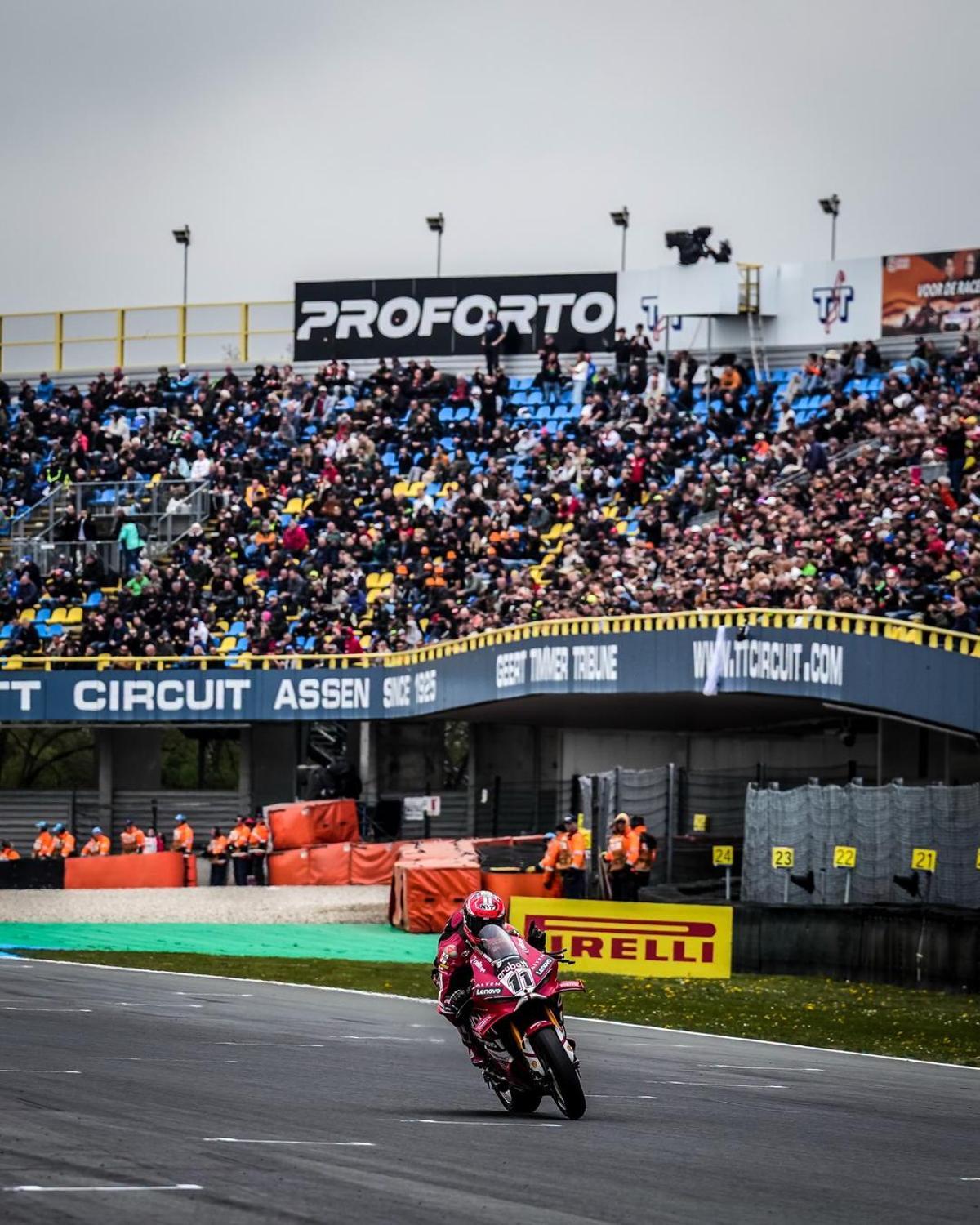 Nicoló Bulega rodando en Assen