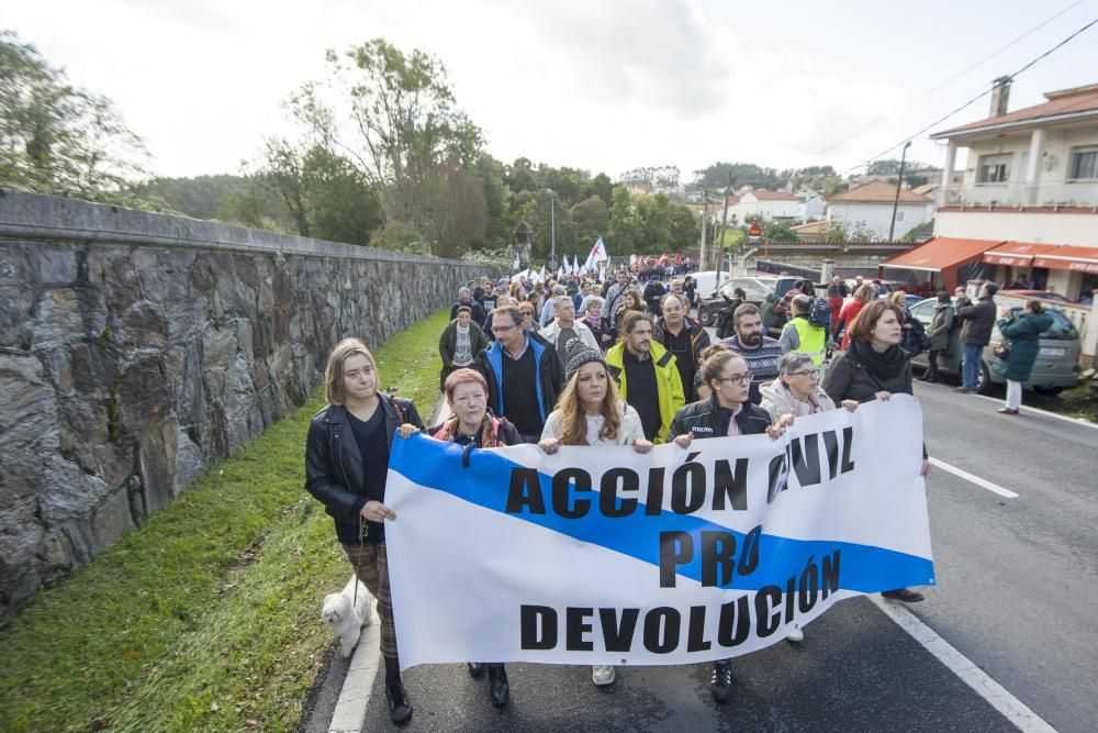 Marcha que exige la devolución del pazo de Meirás