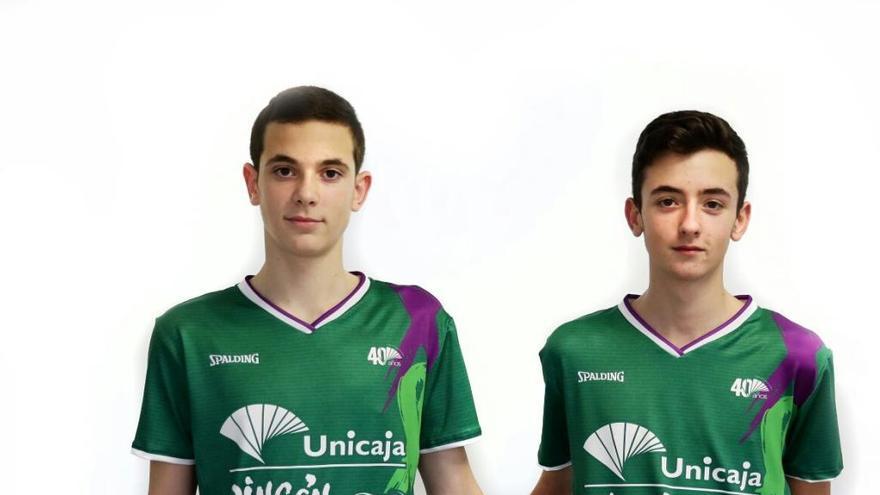 Rubén Salas e Iván Ruiz, con la equipación