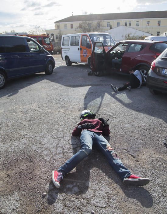 Simulacro de la Escuela de Enfermería de Castelló