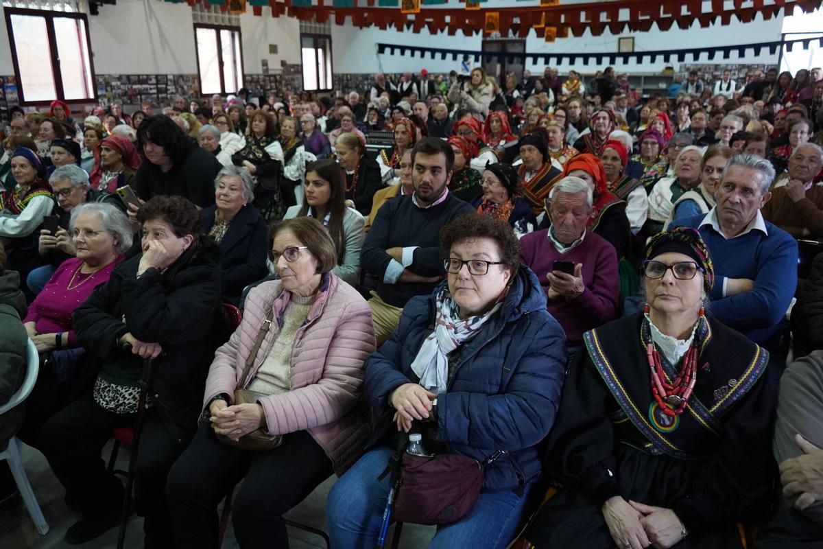 GALERÍA | Benegiles, hasta la bandera para celebrar la Fiesta del CIT GALERÍA | Benegiles, hasta la bandera para celebrar la Fiesta del CIT
