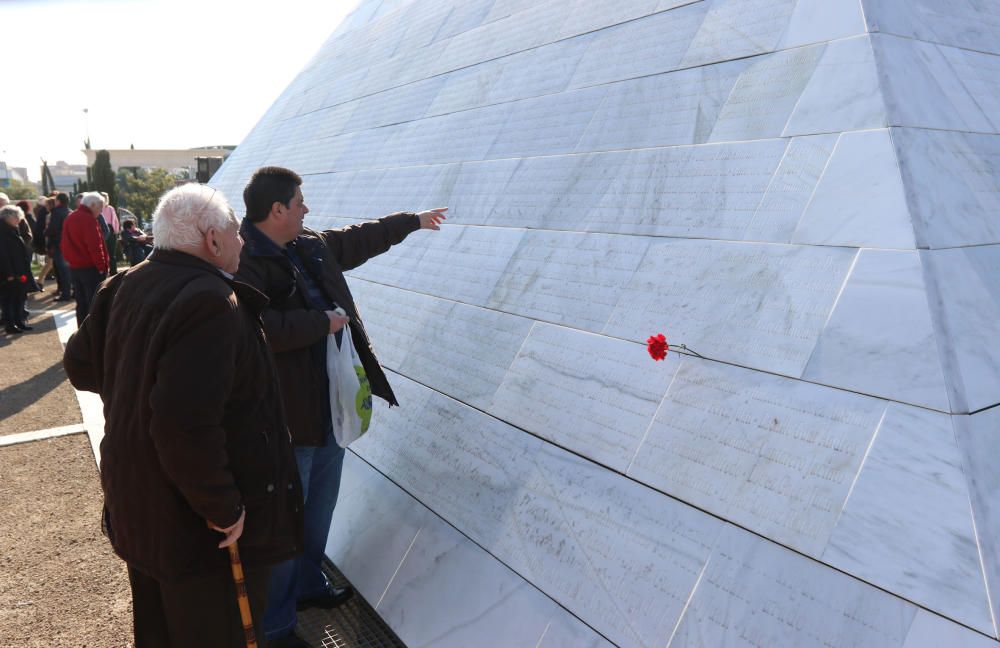 Primer homenaje oficial a las víctimas del franquismo en Málaga