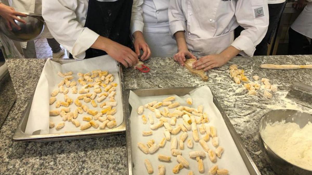 Estudiantes del IES Balàfia han realizado prácticas de cocina en Brescia (Italia).