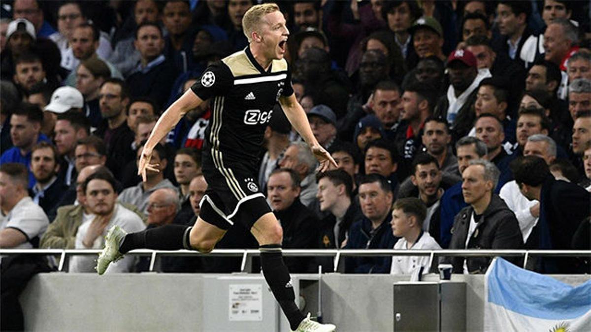 Van de Beek suma y sigue: otro partidazo con gol