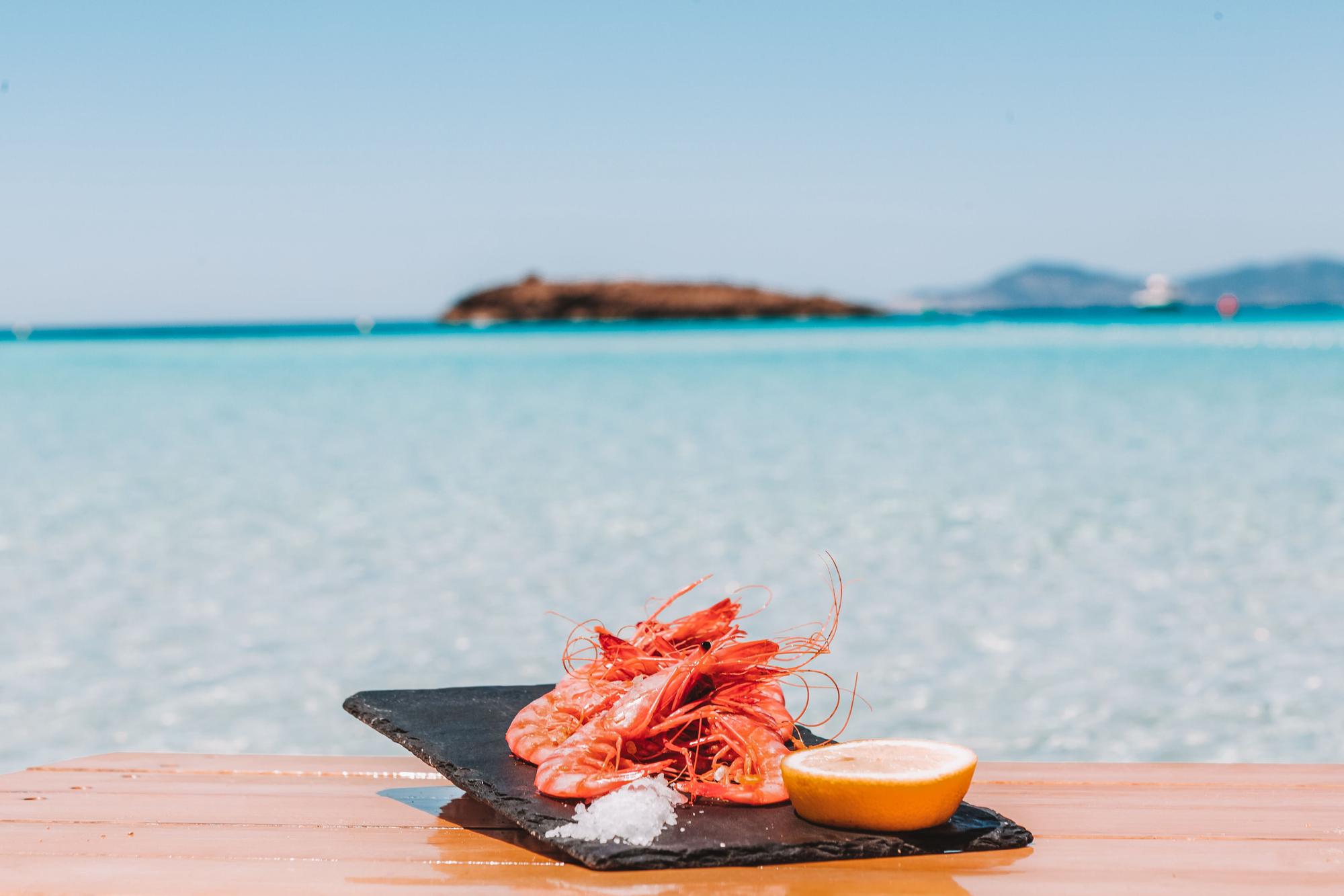 En la carta de Juan y Andrea destacan exquisiteces como las gambas de Formentera