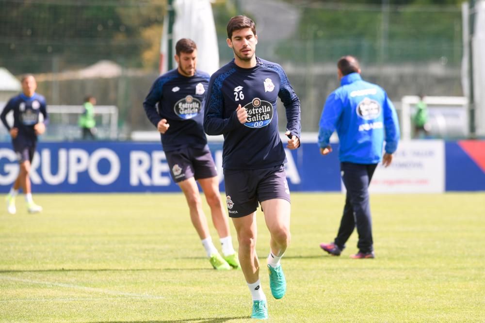 Lux, Carles Gil, Mosquera y Kakuta tampoco se ejercitaron con el equipo.