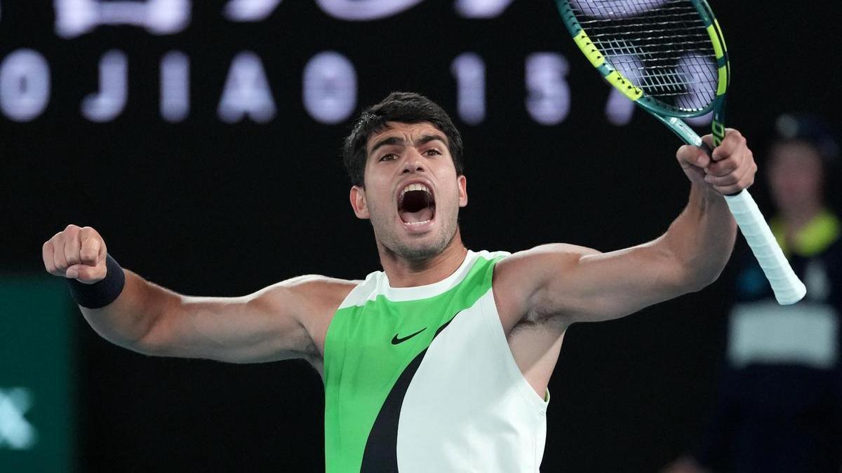 Alcaraz reescribe la historia del tenis conquistando el soñado Open de Australia