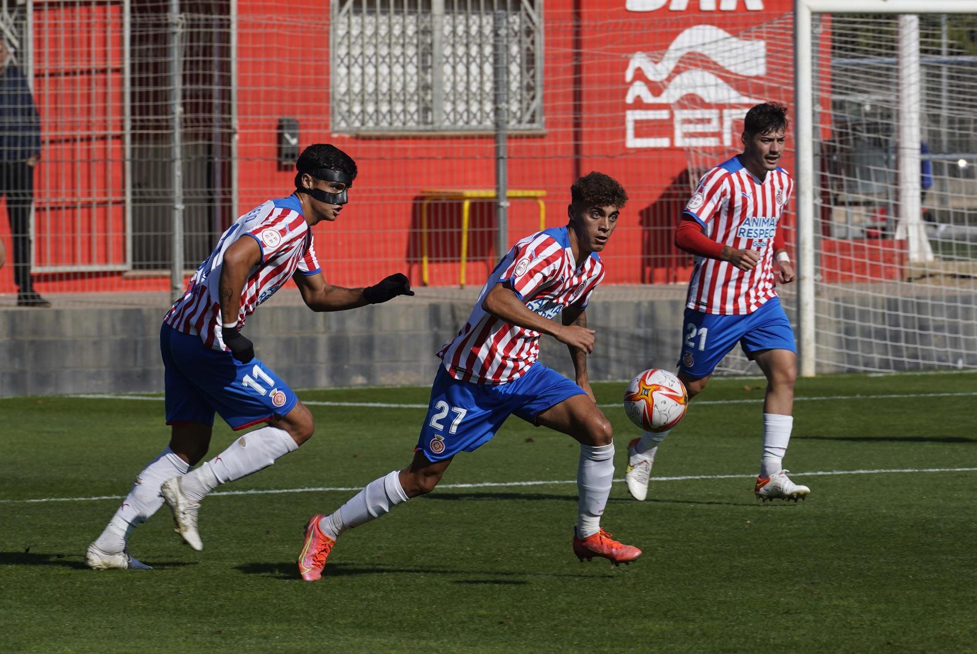 Un efectiu Figueres dona la sorpresa i s’apunta el derbi davant el Girona B