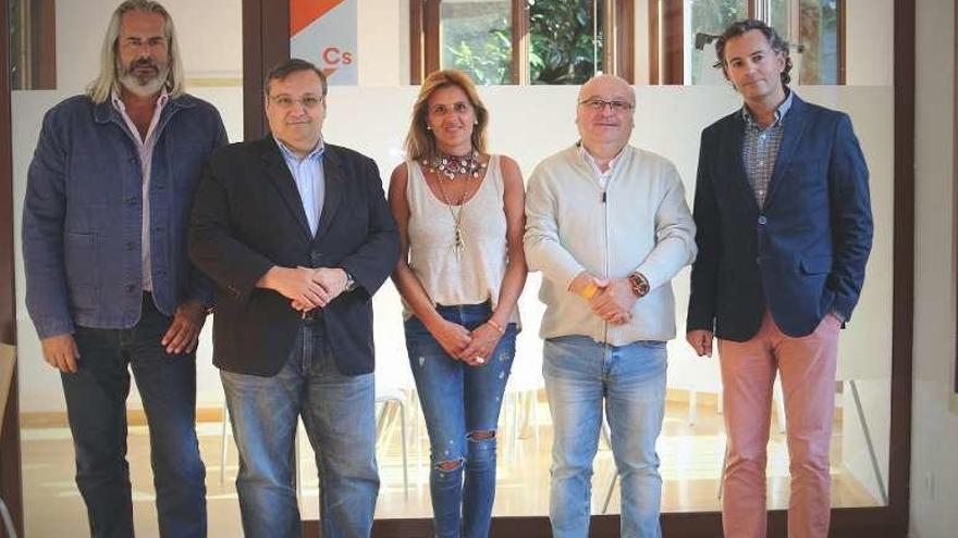 Nuevo equipo directivo de C´s en Pontevedra. // Faro