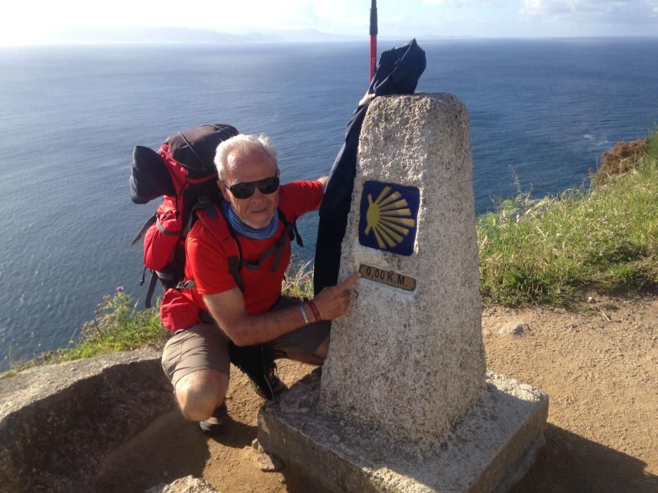 Un alicantino termina su sexto Camino de Santiago