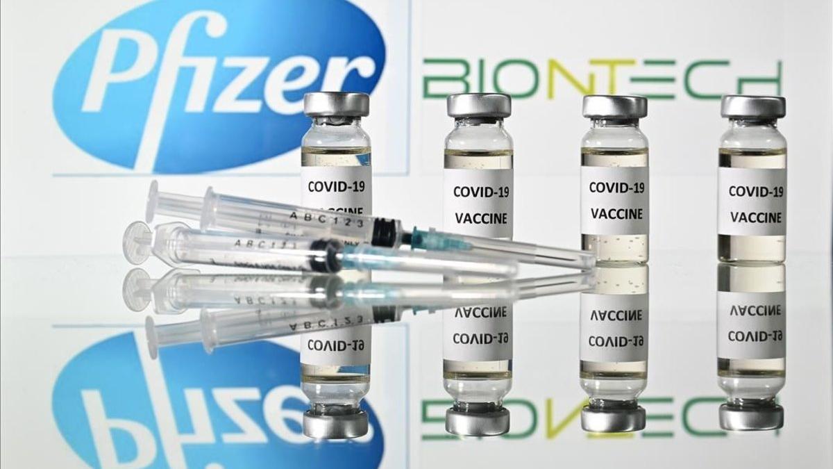 Una muestra de la vacuna de Pfizer y BioNTech.