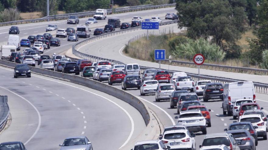 Trànsit preveu greus afectacions a l&#039;AP-7 i l&#039;N-II a la frontera el cap de setmana