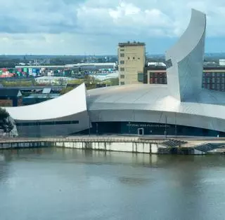 Salford, referent a Anglaterra