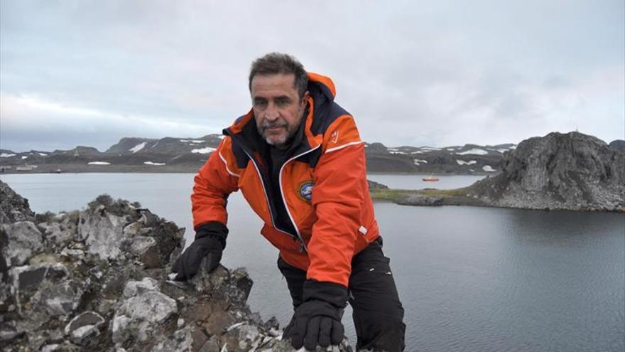 Fallece un capitán de fragata al caer al mar desde el ‘Hespérides’