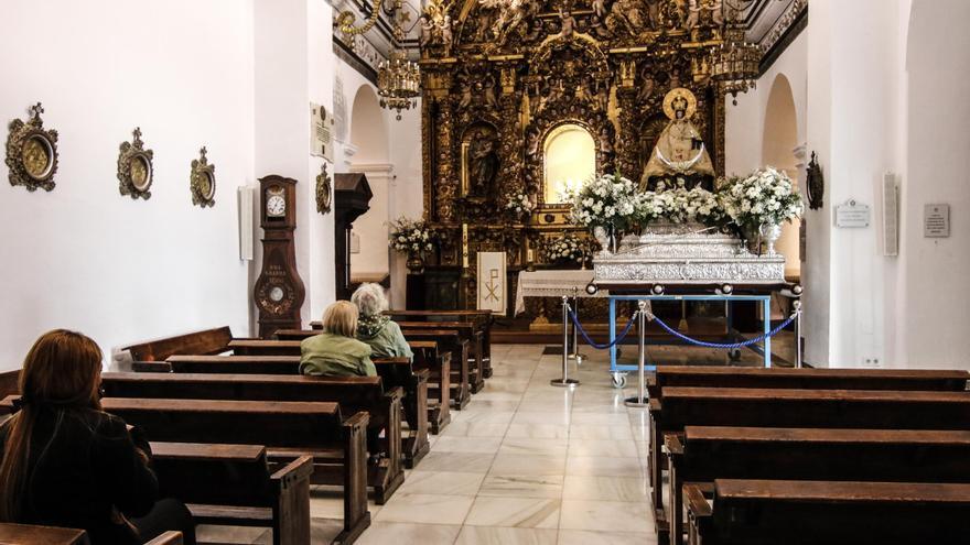 Rifirrafe con la camarera de ornato de la Montaña de Cáceres: &quot;Me dijo que para cojones, él&quot;