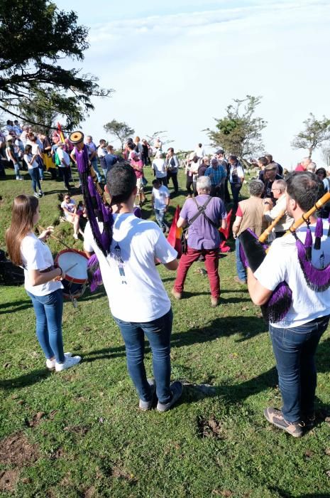 Homenaje a las víctimas del Pozo Funeres