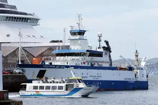 Familias del “Pitanxo” piden frenar la salida del buque del IEO para Canadá sin un robot