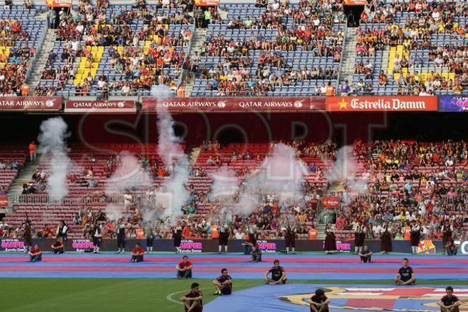 Aquí tienes las mejores fotografías de la presentación del primer equipo ante la afición culé en el Gamper