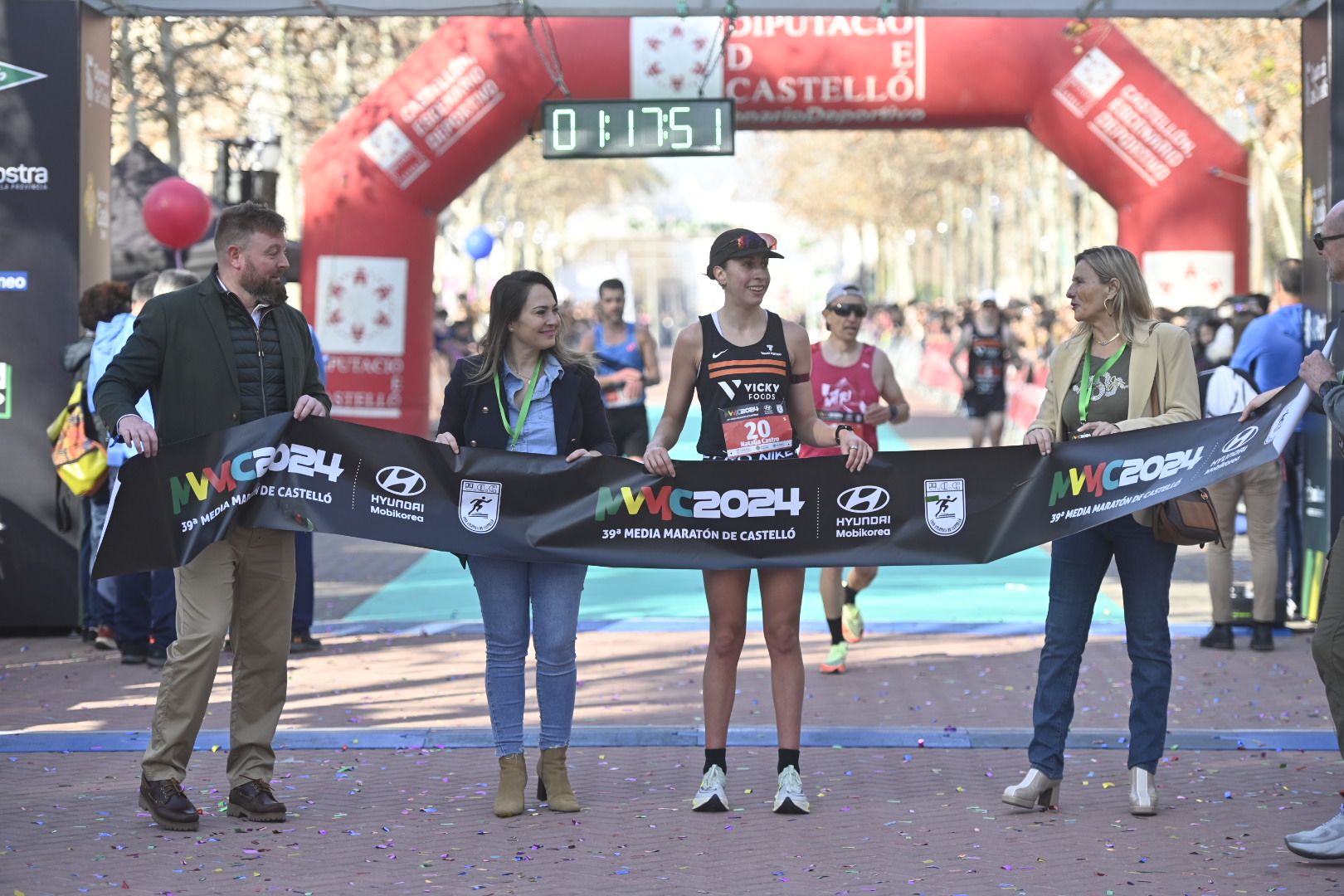 Las mejores fotos: Búscate en la galería de imágenes de la 39ª Media Maratón de Castelló