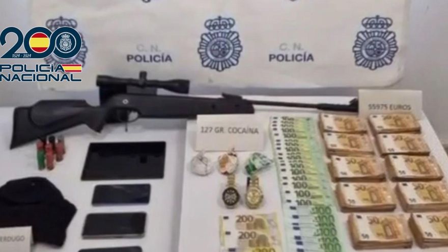 Material incautado en una operación contra una banda en Tenerife
