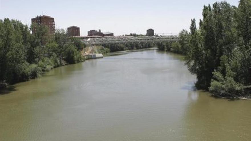 Rescatan un cadáver flotando en el río Pisuerga de Valladolid