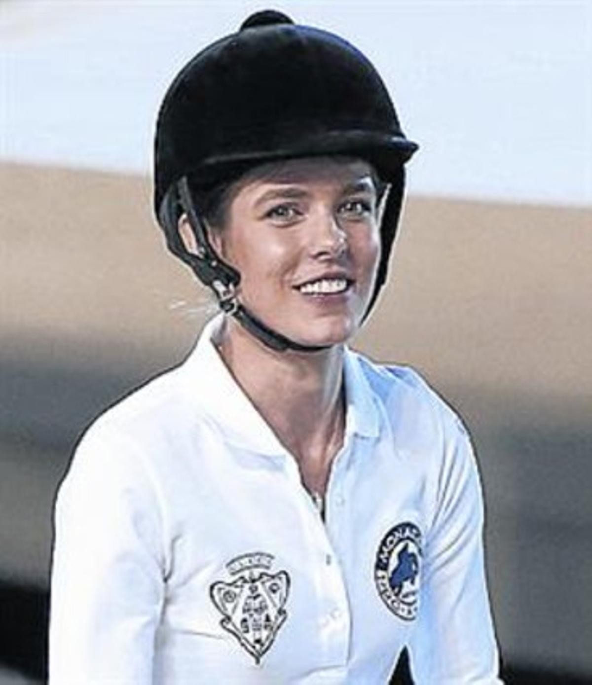 Carlota Casiraghi,  embarassada_MEDIA_1