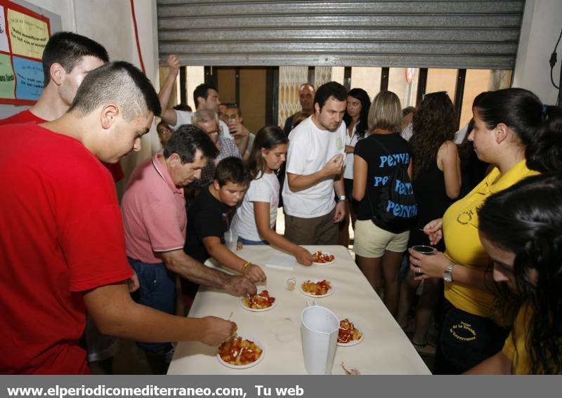 Vila-real disfruta de los toros y el concurso 'Creilla de l'infern'