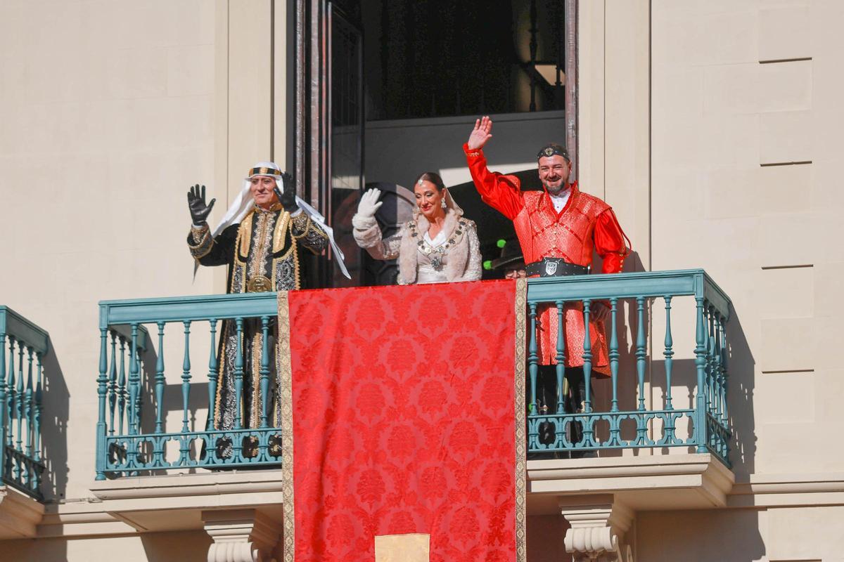Aquí están las mejores imágenes del Medio Año Festero de Orihuela 2026