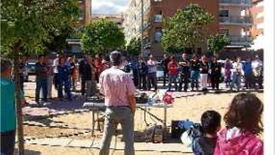 La concentració va ser a la plaça Gran de Fenals de Lloret.