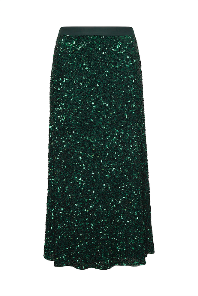 Falda midi de lentejuelas en color verde botella de la firma Gerard Darel que tiene en su armario Nuria Roca