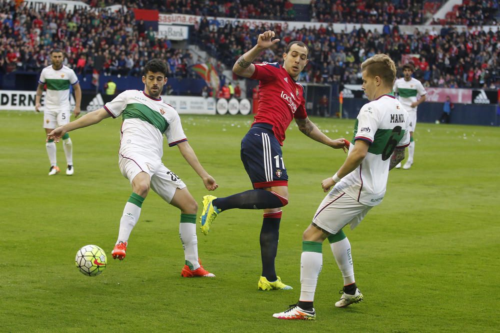 El Elche arañó un punto en El Sadar