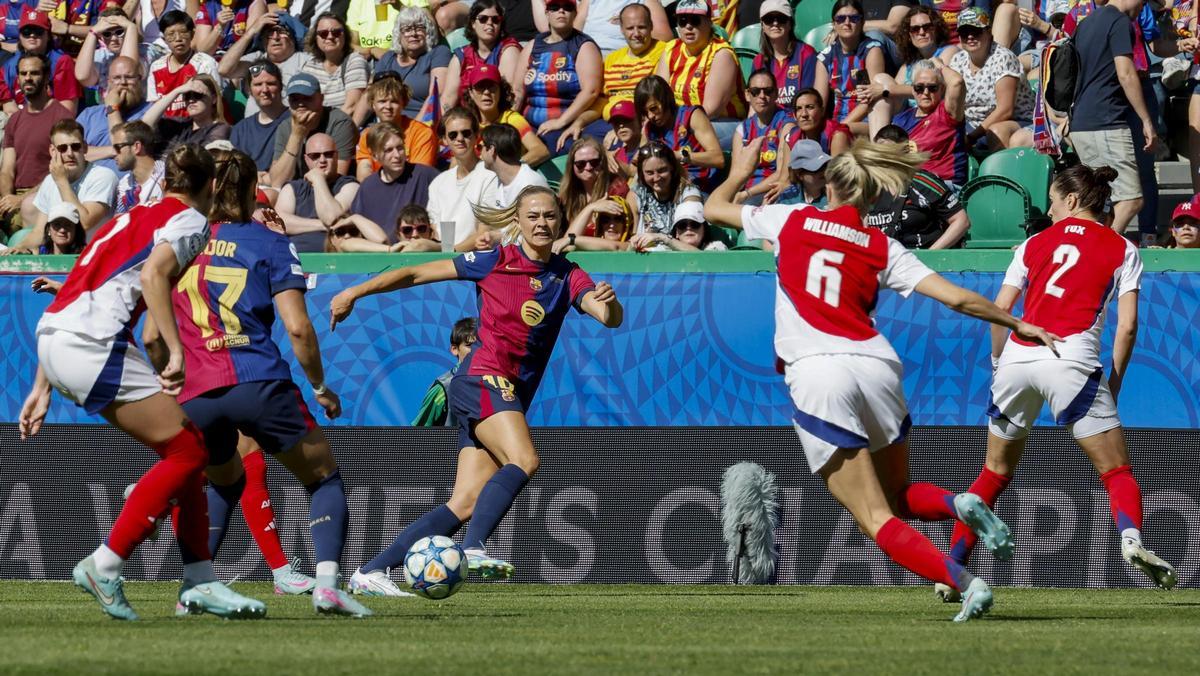 Un momento de la final Arsenal - Barcelona.
