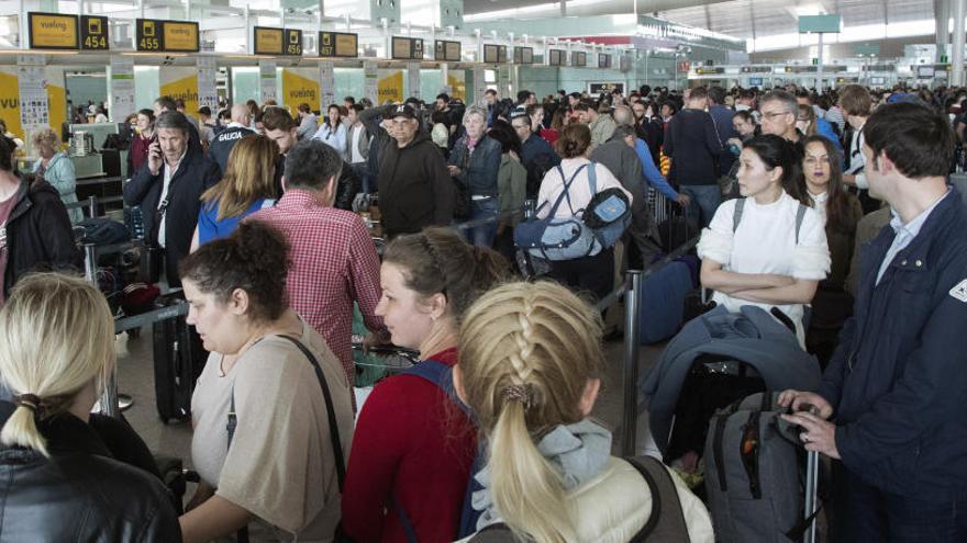 El caos el cap de setmana a l&#039;aeroport del Prat