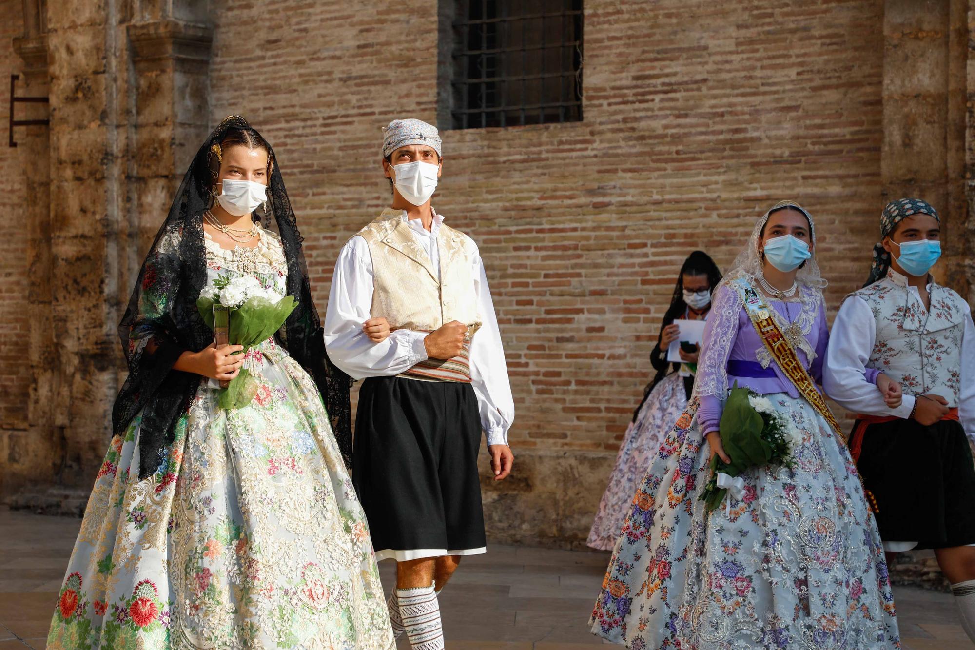 Búscate en el primer día de la ofrenda por las calles del Mar y Avellanas entre las 18:00 y las 19:00 horas