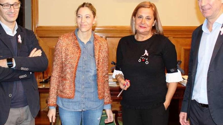 Lucia Pedroso y Carmela Silva, en la reunión de ayer. // FdV