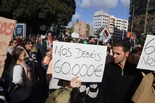 Los profesores de Alicante protestan para mejorar sus condiciones laborales