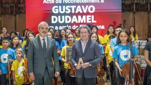 Dudamel recibe el título honorífico Amic de Barcelona en el Ayuntamiento de Barcelona
