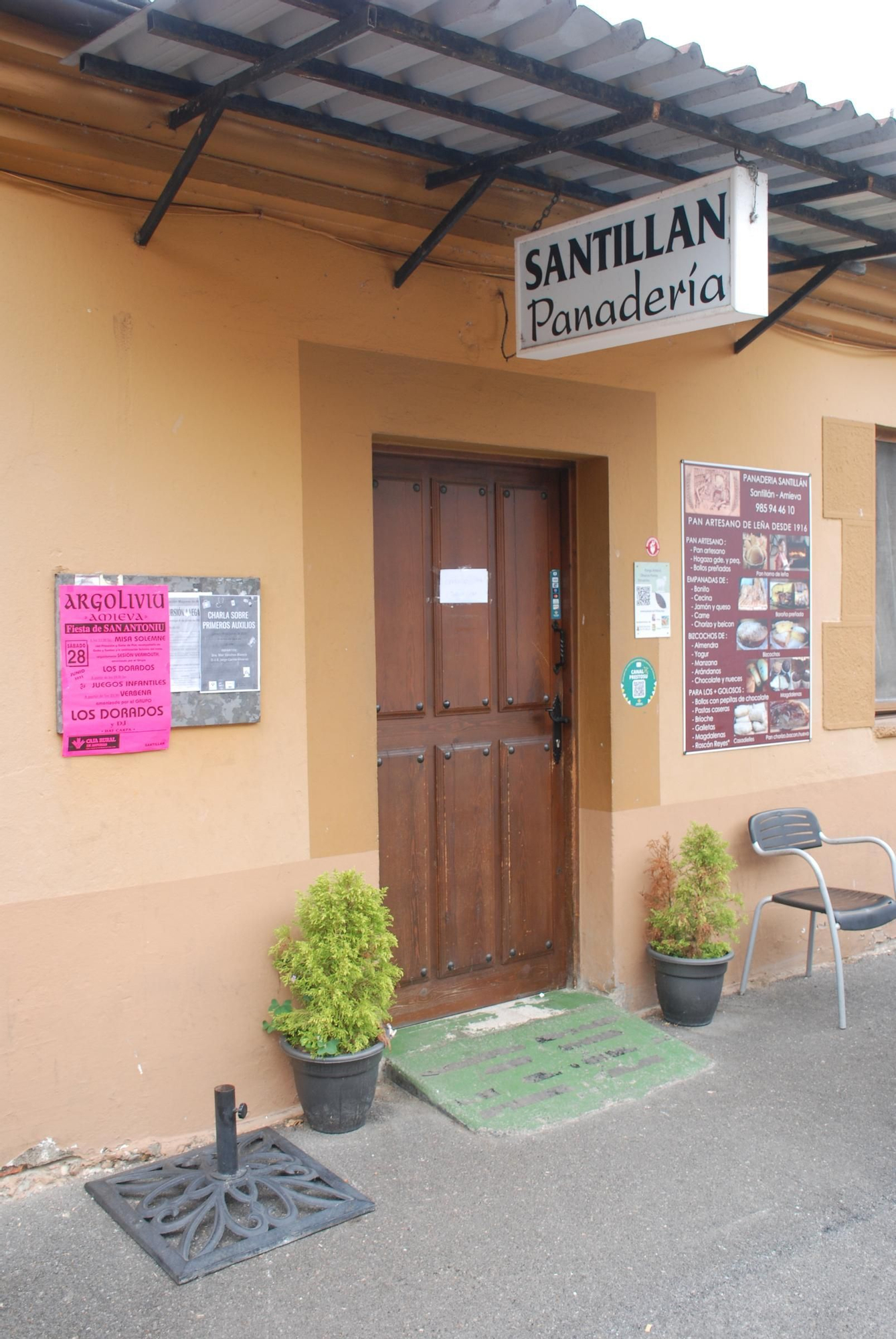 Cierra la emblemática panadería de Amieva