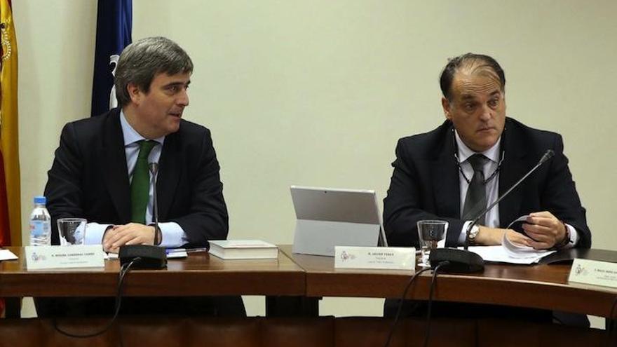 Miguel Cardenal, presidente del CSD, y Javier Tebas, presidente de la LFP.
