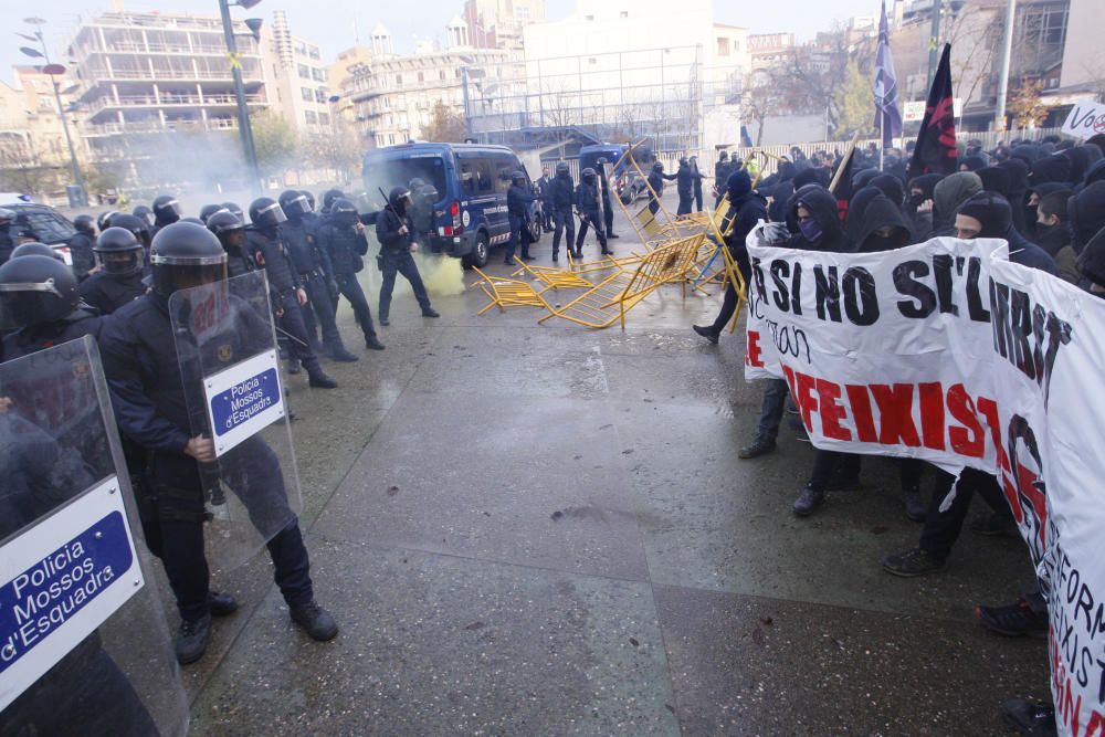 Manifestació antiborbònica a Girona